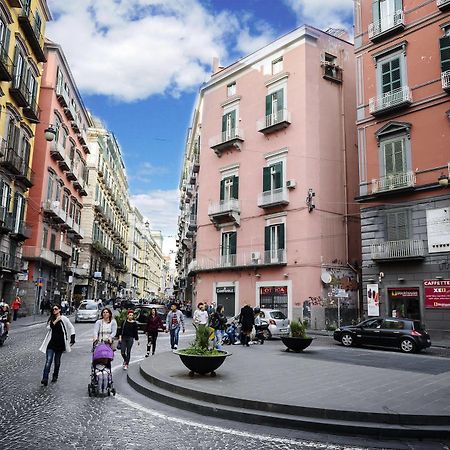 Hotel Le 4 Stagioni Napoli Centro Exterior foto